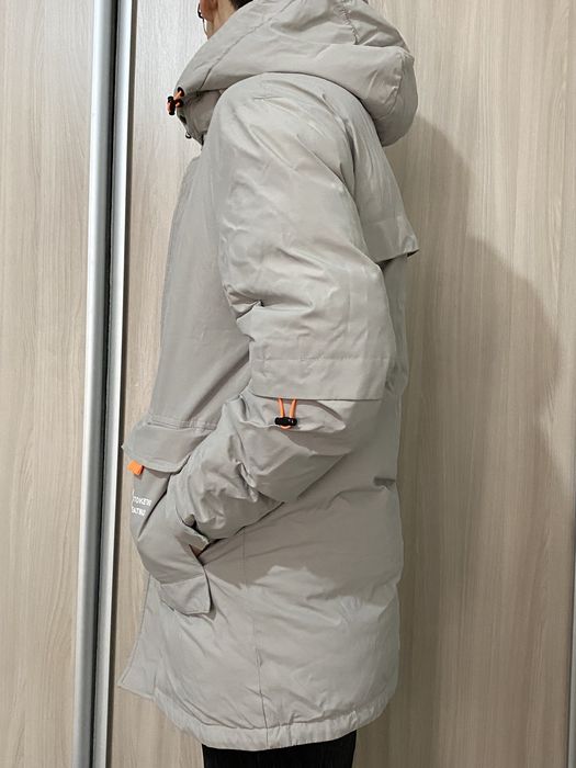 Продам зимнию куртку