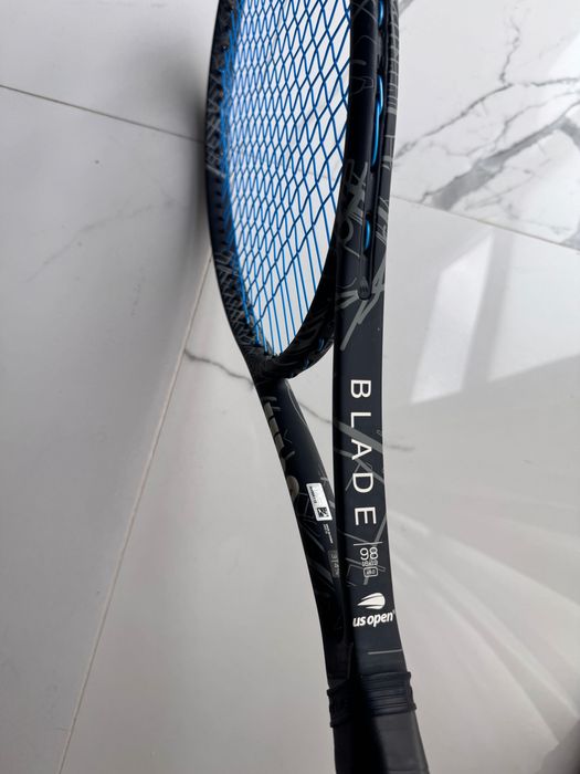 Racheta de tenis WILSON BLADE V8 editie limitata - 2 buc