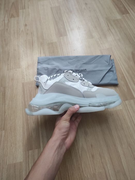 Balenciaga triple s white