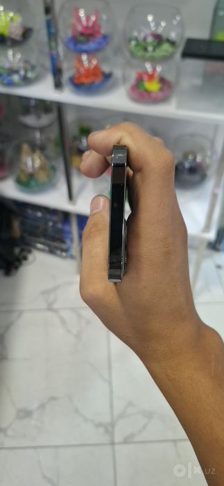 Iphone 12 pro sotiladi