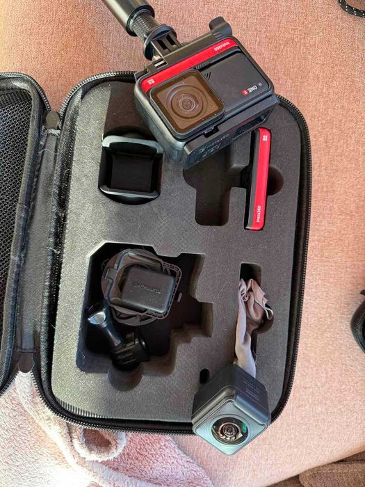 Insta ONE R Модулна 360/Action Camera