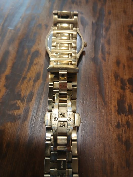 Мъжки позлатен часовник