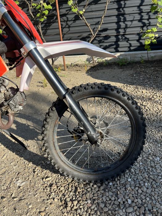 Motocross T06 (perfect pentru incepatori)