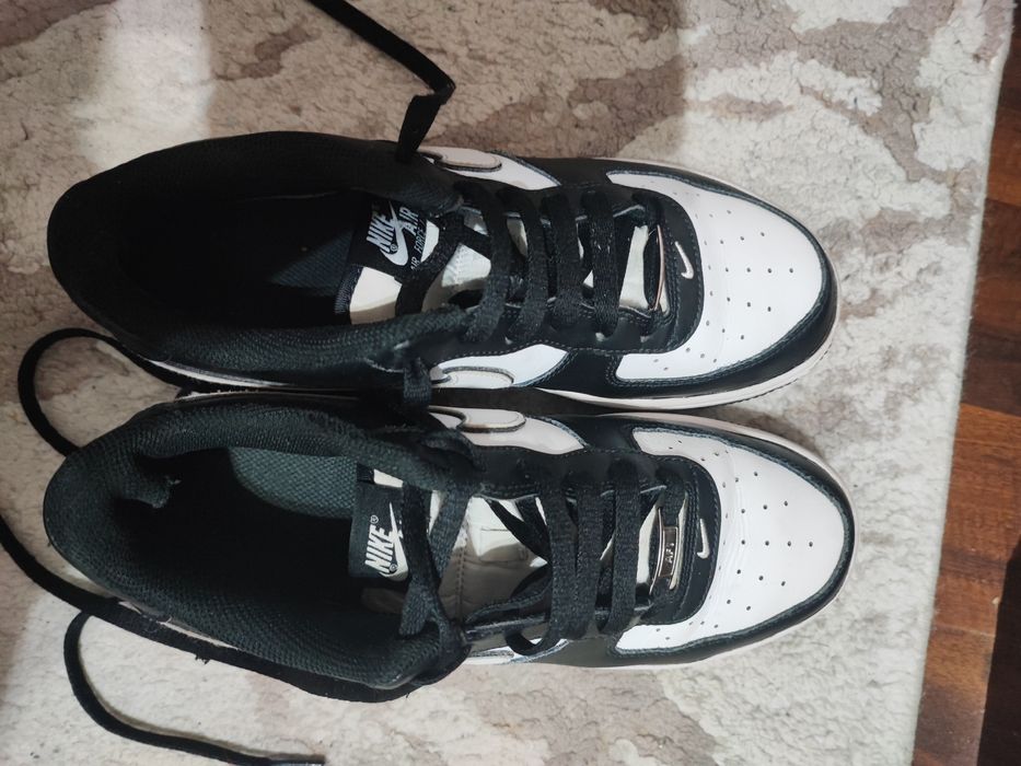 Vând Air Force 1 Panda