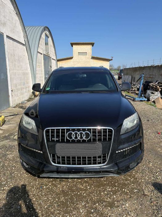 Джип Audi Q7 S line