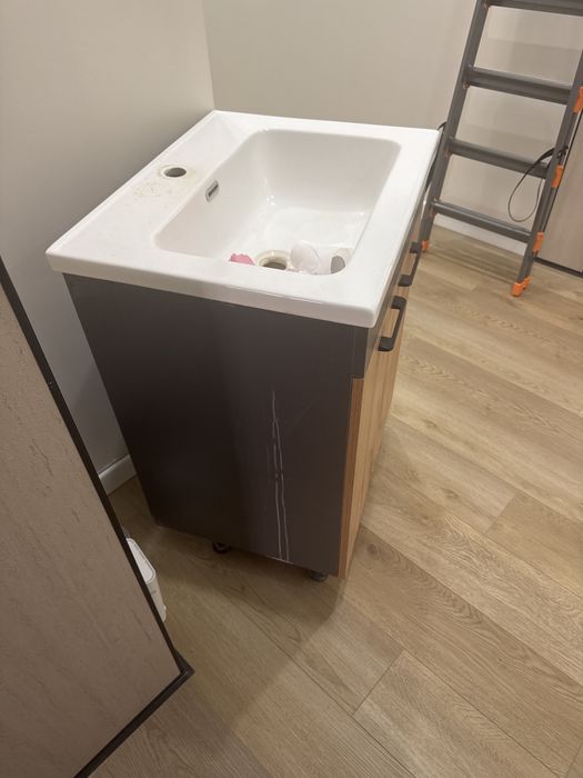 Тумба с раковиной