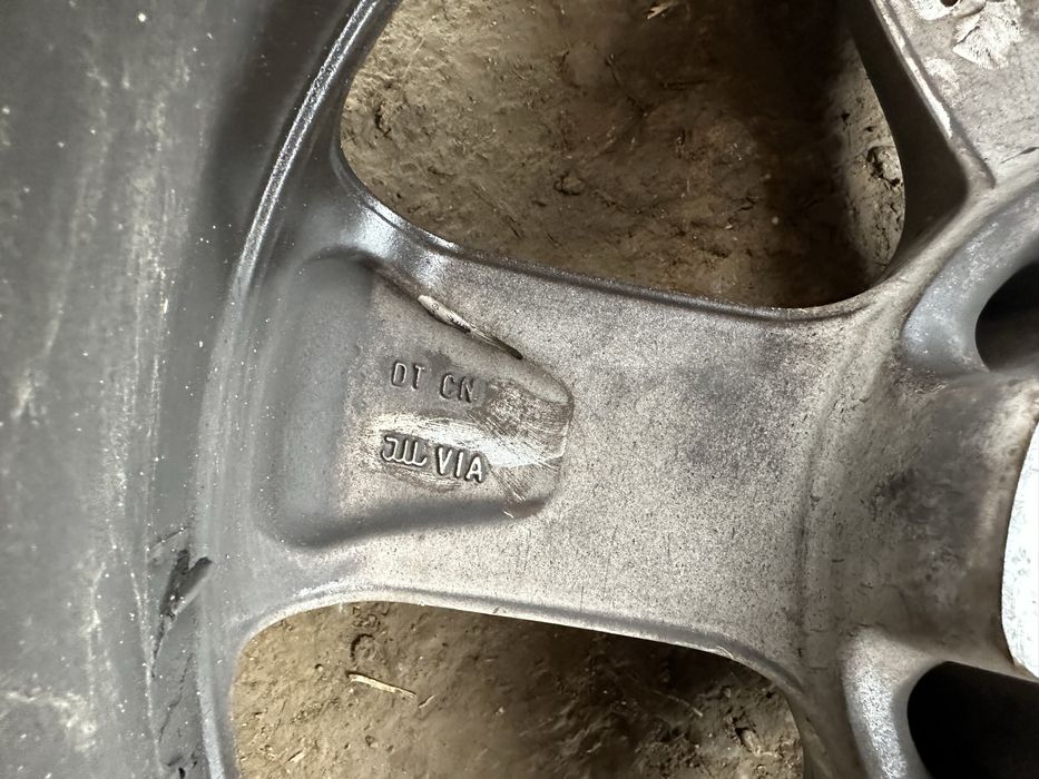 Jante bmw cu cauciucuri M/S