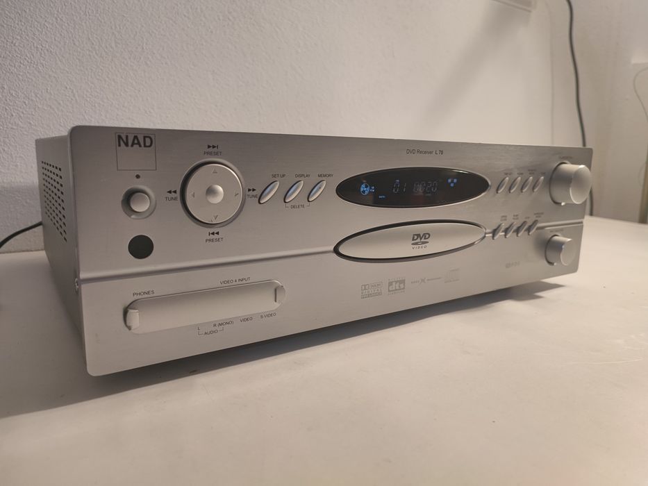 Amplificator Nad L75 DVD player cu amplificare