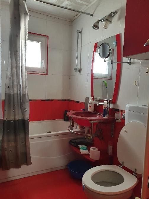 Apartament de închiriat