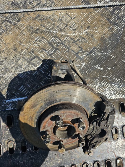 Fuzeta completa dreapta ford focus 3 1.6 2014