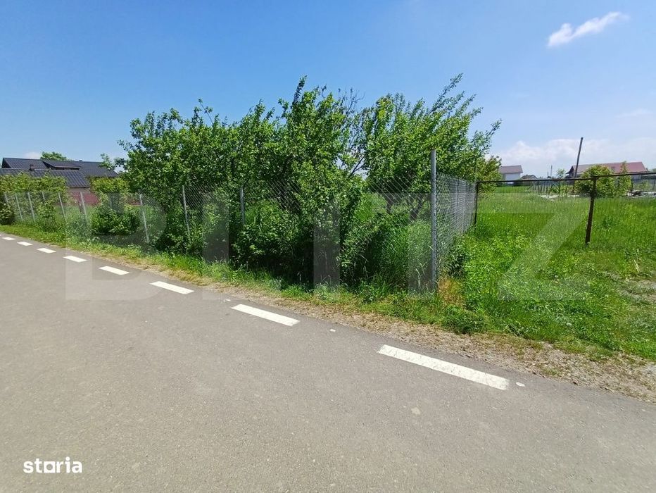Teren de vanzare intravilan, 72 ari, zona Salcea