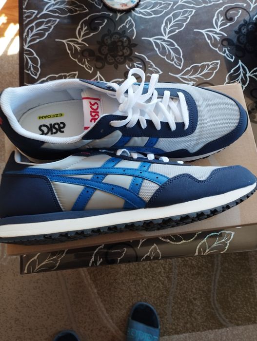 Спортни маратонки ASICS