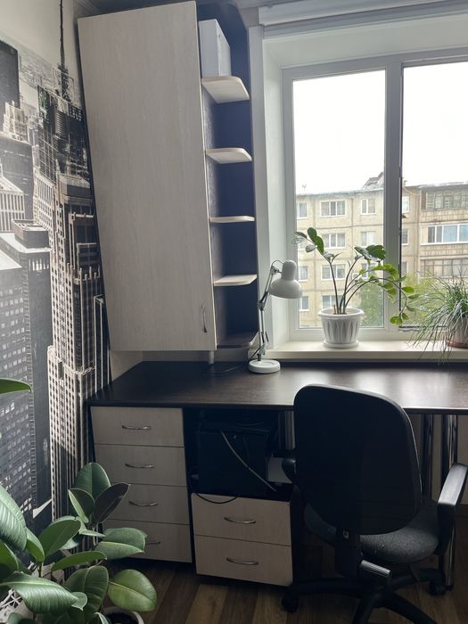 Продам мебельв детскую комнату