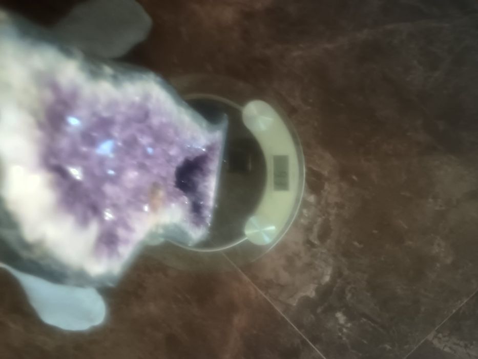 Vand roci cristal (flori de mina),geode ametist