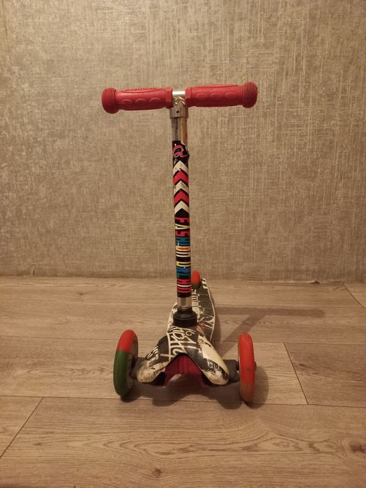 Машинка талакар самокат игра