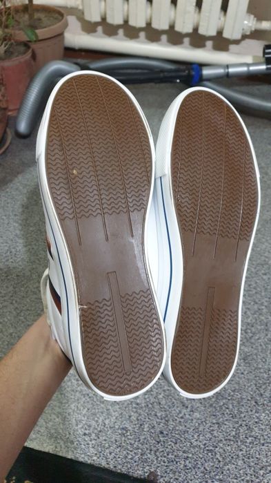 Кроссовки мужские