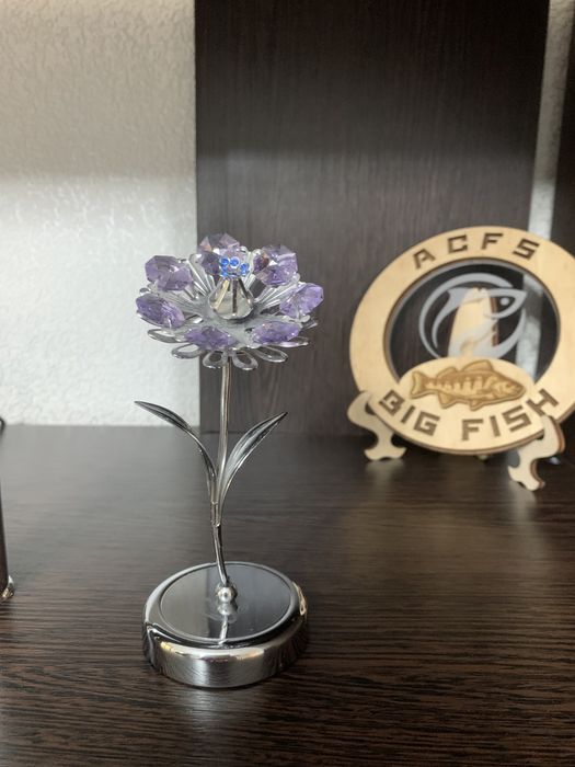 Фигурка «Цветок» с кристаллами