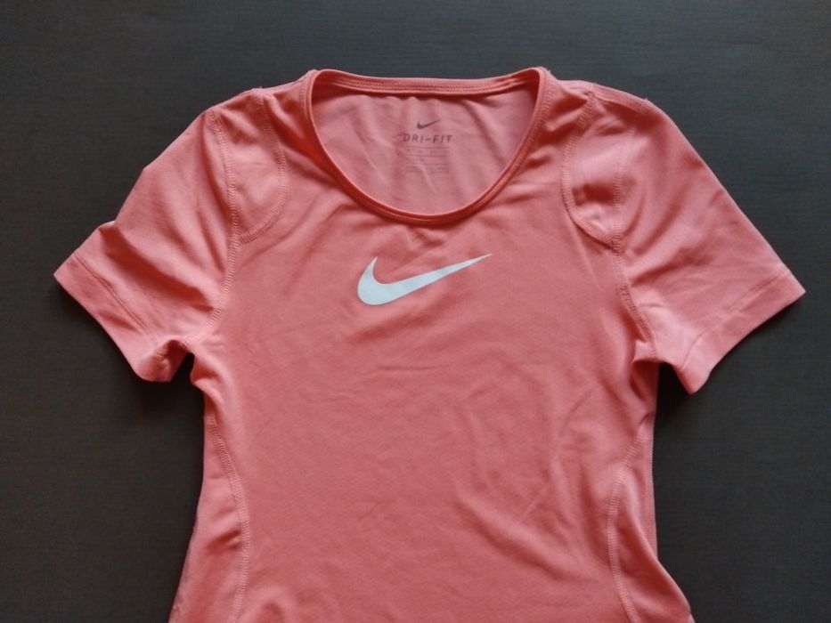 Nike -122-128 детска тениска