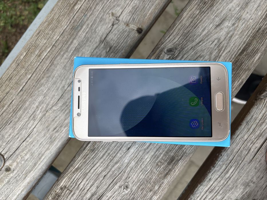 Samsung J250 память 16 гиг