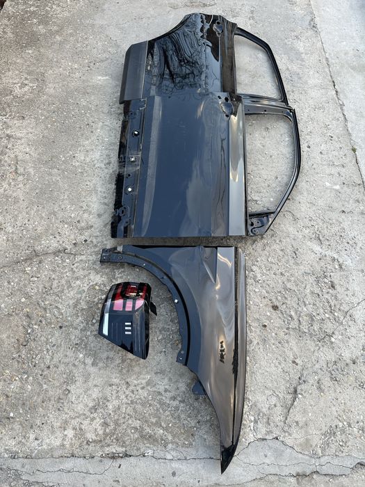 Uși dreapta față spate.aripă dreapta față.stop dreapta vw t cross.2gm.