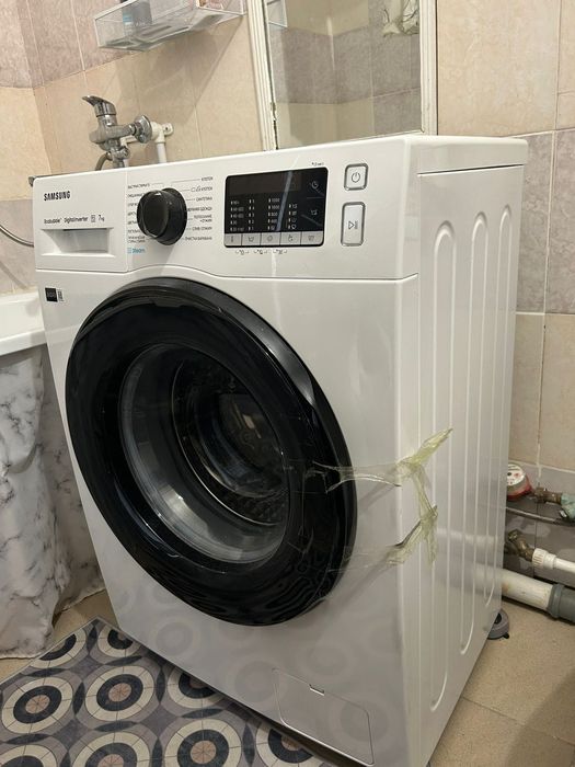 Продам стиральную машину