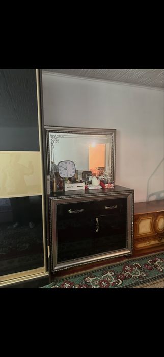 Срочно продам кровать и комод