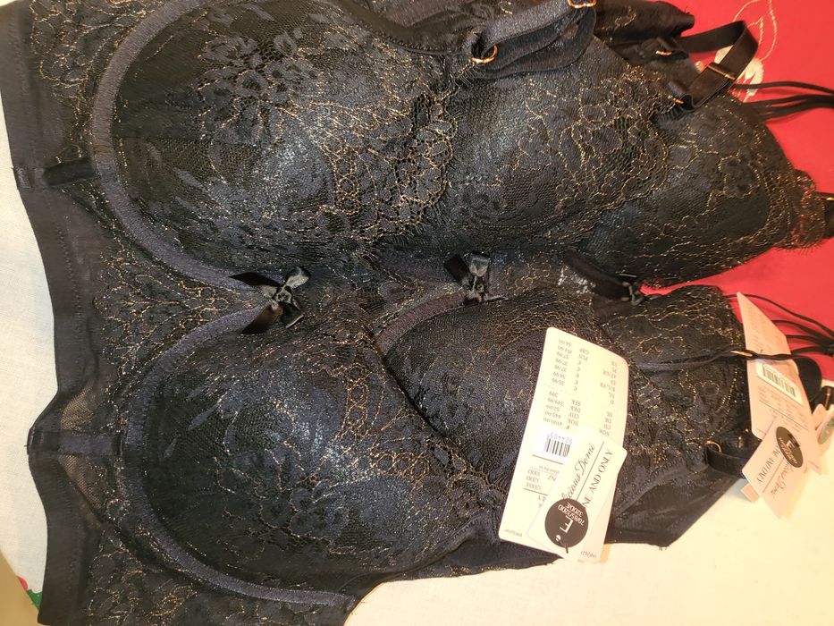 Сутиени чисто нови от Франция