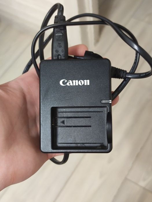 Canon EOS 500D фотоаппарат