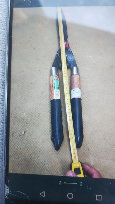 Foarfeca de gard viu calolifer