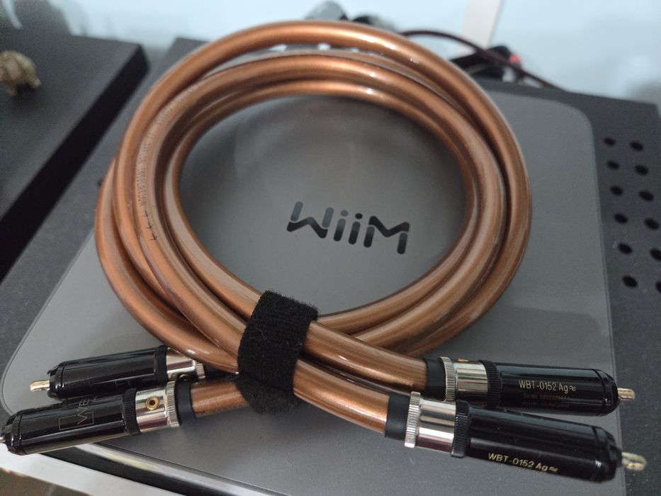 Cabluri RCA Harmonic Technology UPOCC cu mufe WBT argint 0152 1m