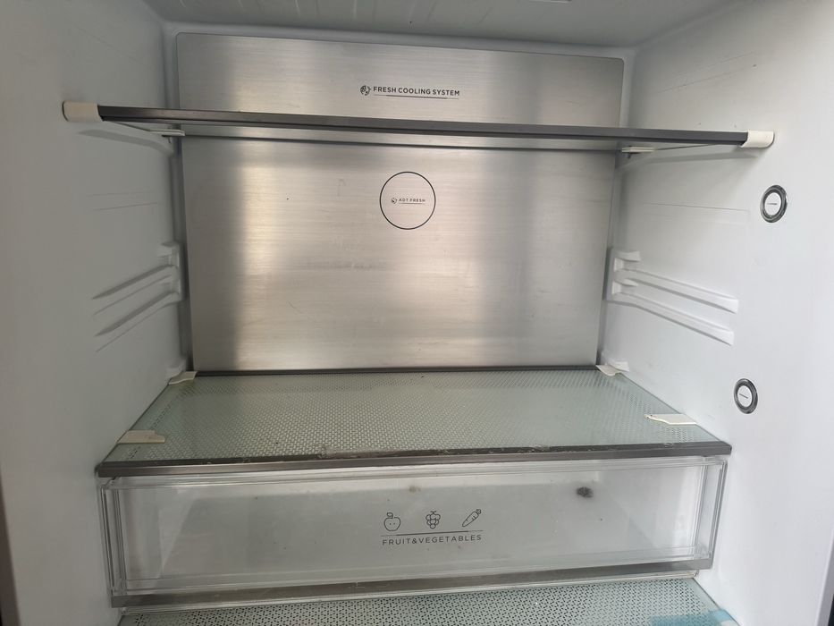 Холодилник Blesk фирма