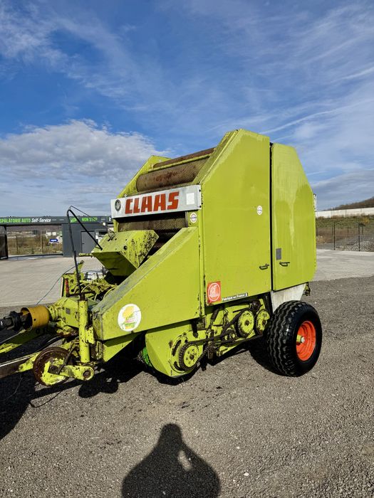 Presa balotat rotunda claas roland 62