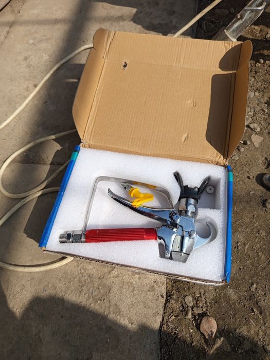 Продам безвоздушный краскапульт