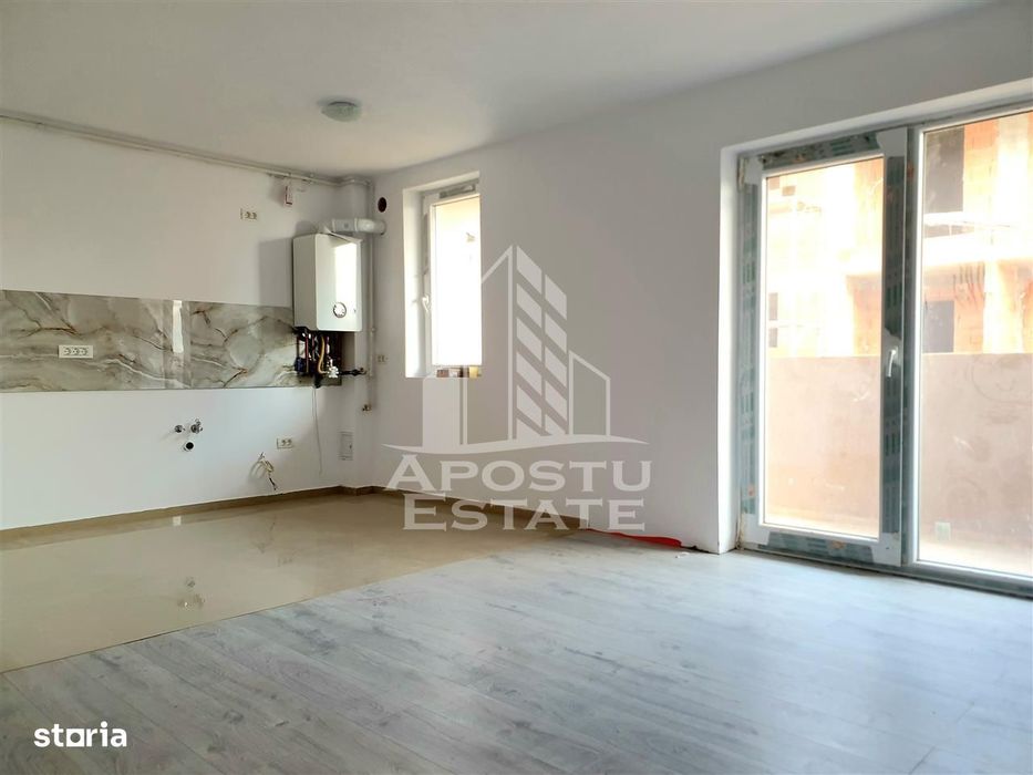 Apartamente cu 3 camere, disponibilitate la fiecare etaj, zona Giroc — fotografia 1