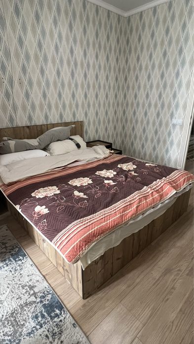 СРОЧНО! Кровать + тумбочка
