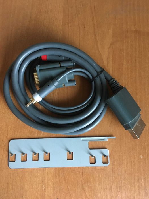 Продам игровую консоль MicroSoft XBox (360 / One)