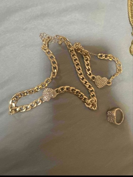 Vand set stil cubanez pentru femei