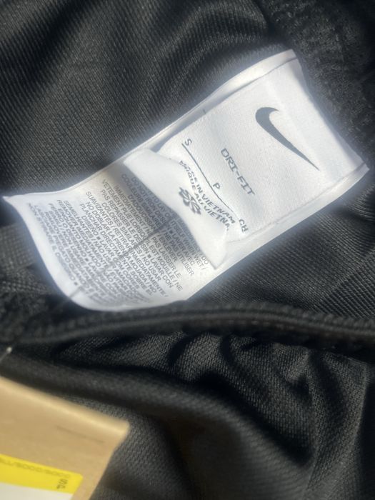 NIKE dri-fit комплект гоница и долнище S размер