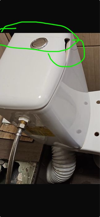 SET Vas wc cu rezervor (capac spart/fisurat)