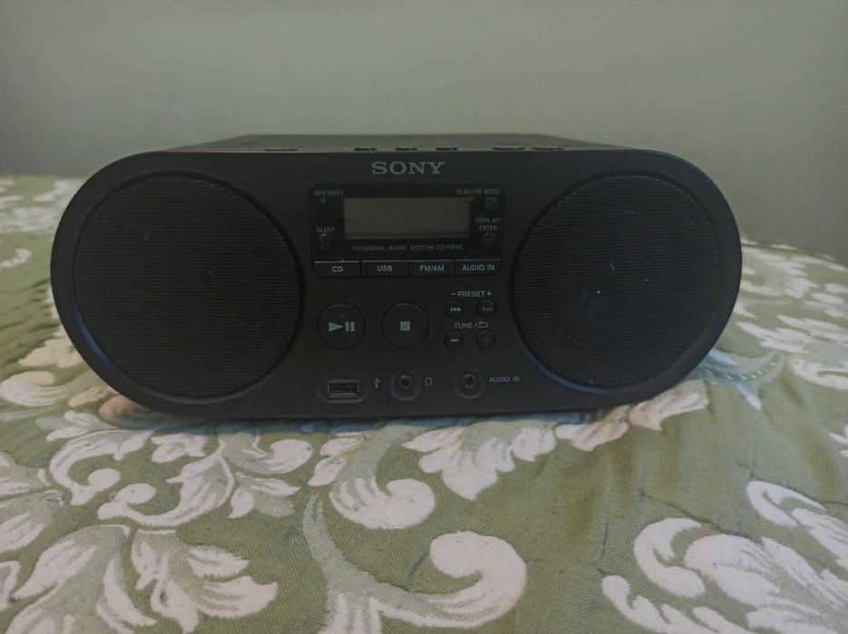 Магнитола SONY c CD, USB, FM