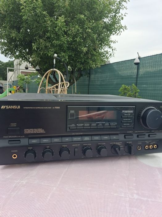 Receiver rar Sansui  av 7000