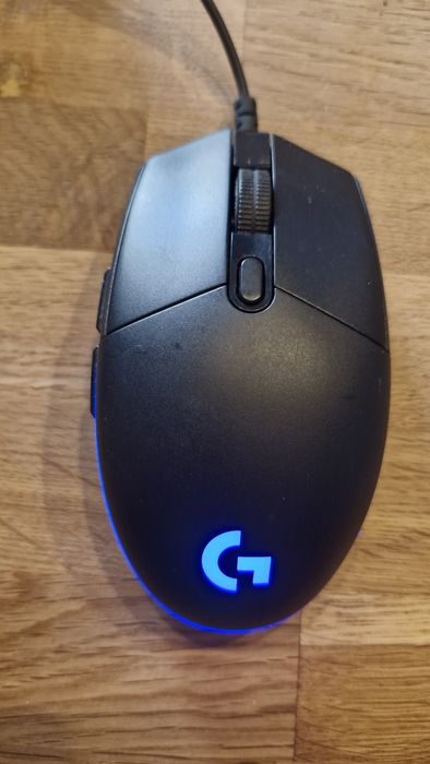 Mouse Gaming Logitech Pro