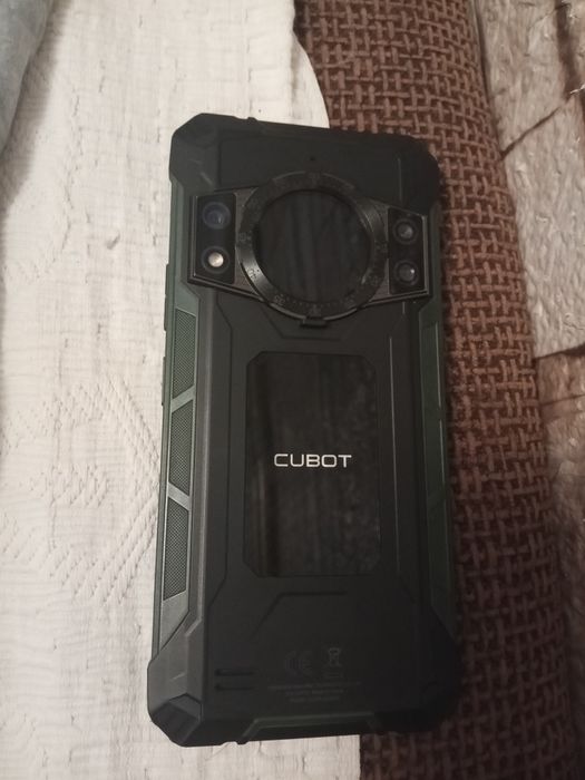 Продам телефон  новый