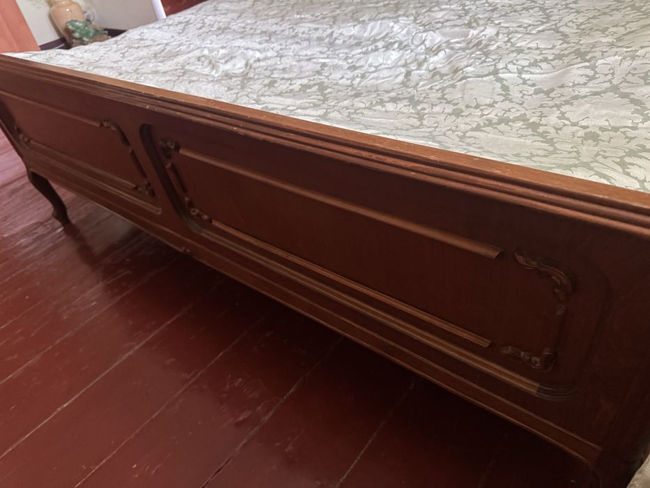 Продам кровать и шкаф