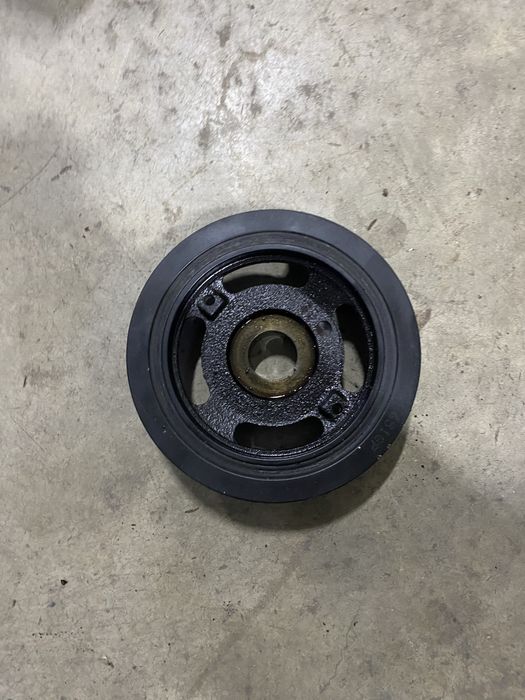 Ремъчна шайба колянов вал Dacia 1.6 16V