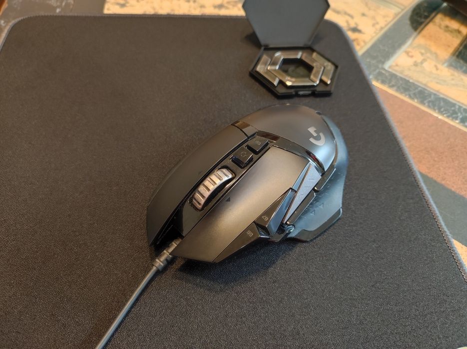 Геймърска мишка Logitech G502 Hero и MousePad/Подложка COUGAR
