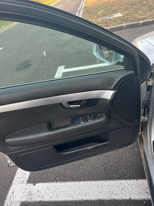 Vând Audi A4 b7 2.0 BPW