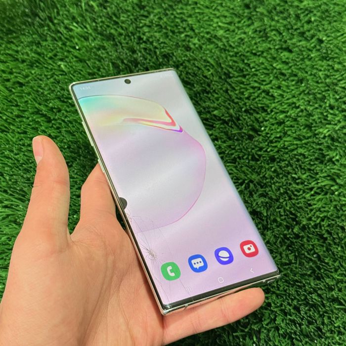 Samsung note 10+ sotiladi dastavka bor