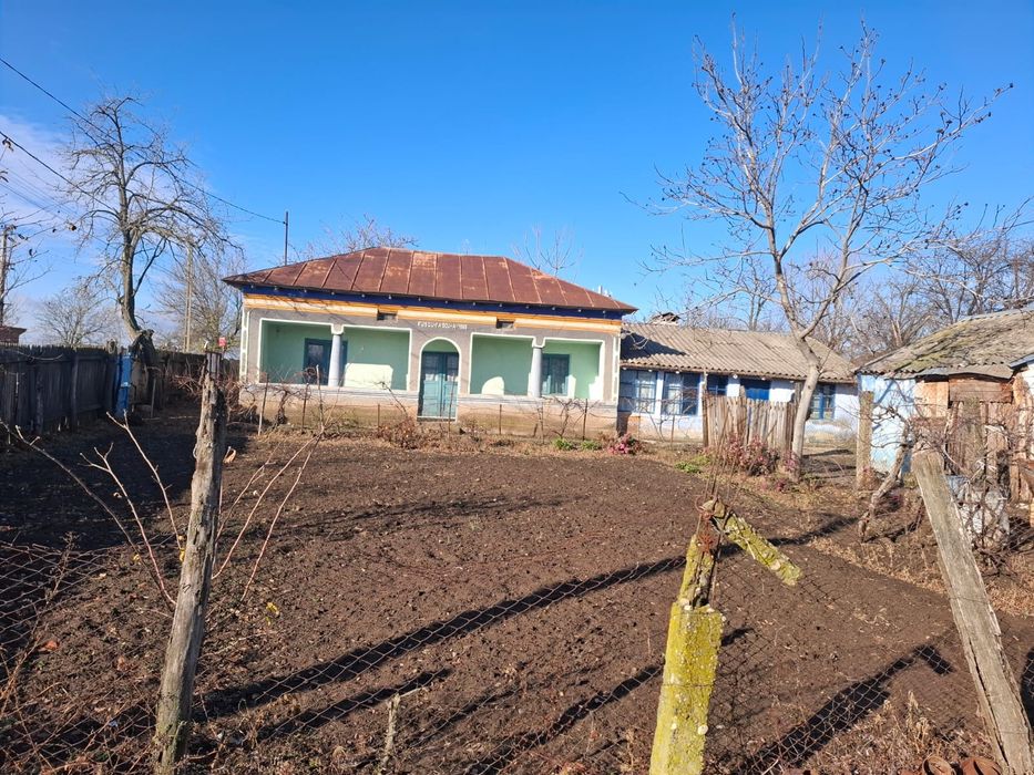 Casa de vanzare in sat Segarcea Deal,jud Teleorman