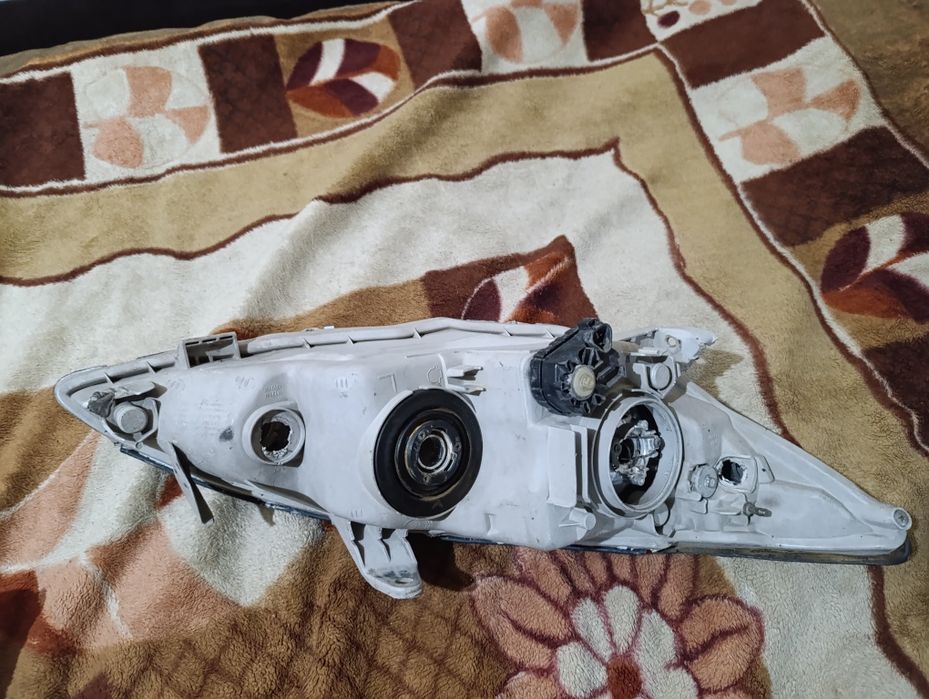 Фары на Тойота Камри 35 европеец